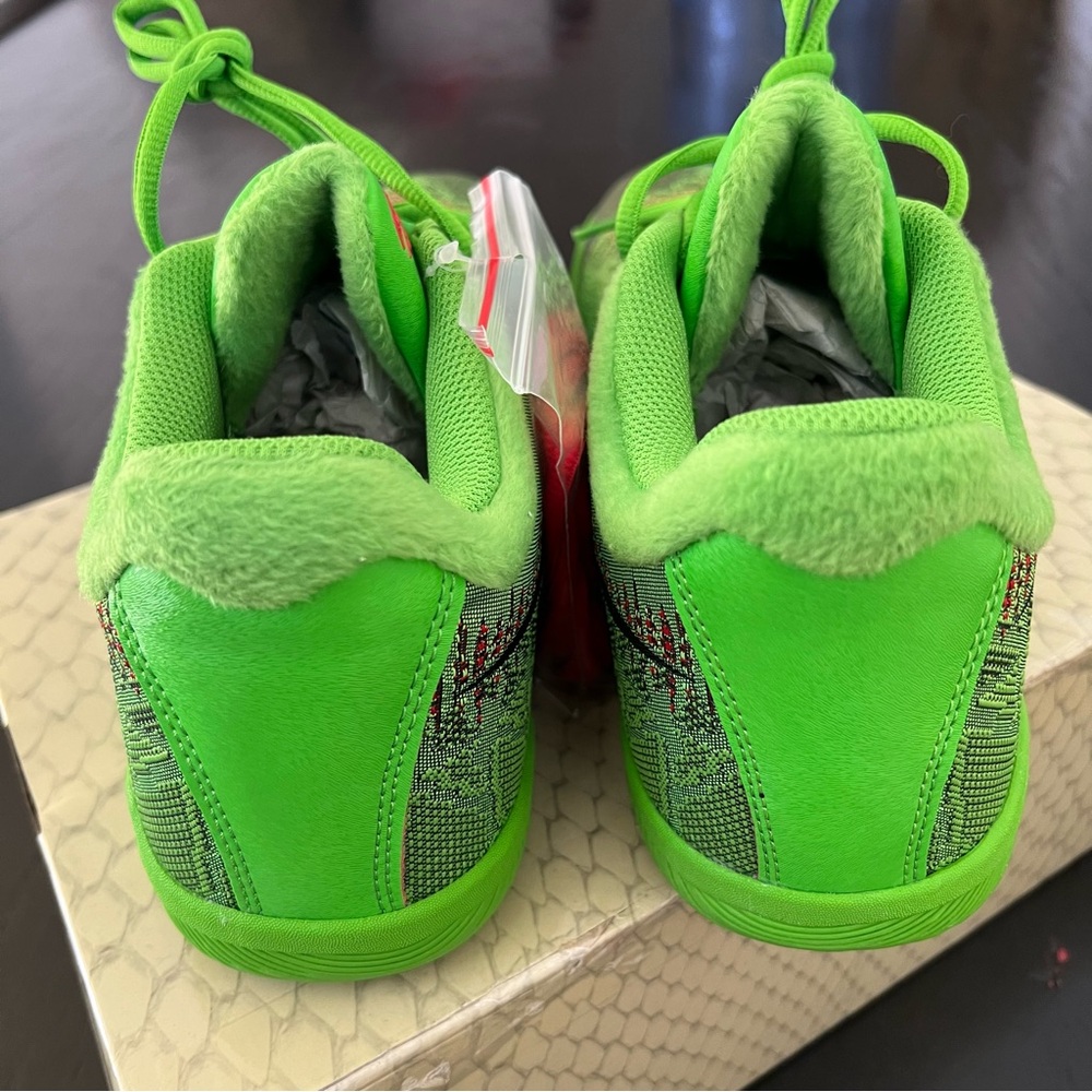✔️NIB✔️ NIKE Kobe Mamba Rage Grinch - Picture 8 of 12
